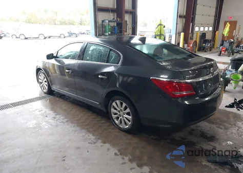 2015 Buick Lacrosse Leather из США, поврежденный, VIN 1G4GB5GR1FF282953